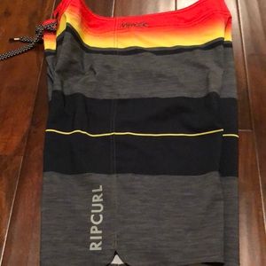 Rip Curl Mirage 28” Board Shorts *